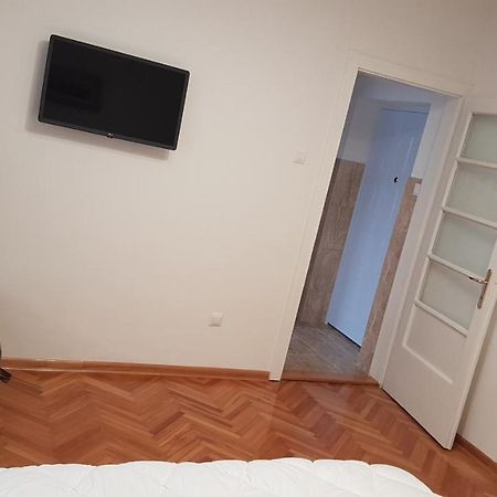 Apartment Bregovi トレビニエ エクステリア 写真