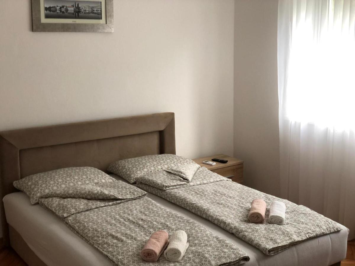 Apartment Bregovi トレビニエ エクステリア 写真